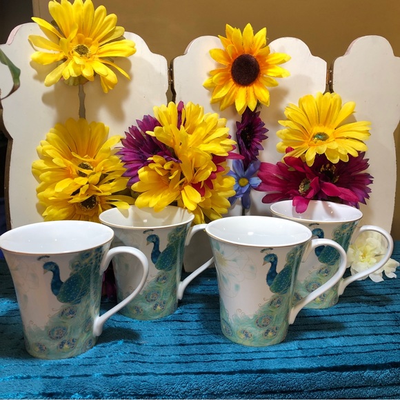 Set Of 4 Unused, 222 Fifth Lakshmi Porcelain Peacock Mugs - Picture 3 of 16